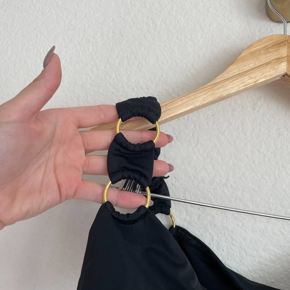 JOUES DE SABLE Sheida Black One Shoulder One Piece Swimsuit - Picture 5 of 8